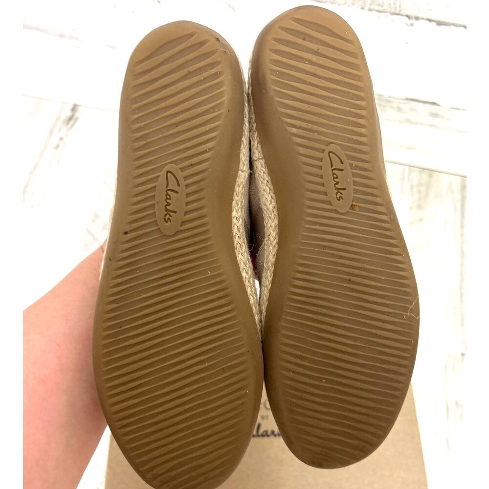 Clarks Womens 8 Tan Danelly Rai Suede Slip-On Casual Loafer Comfort Shoe - Picture 6 of 7
